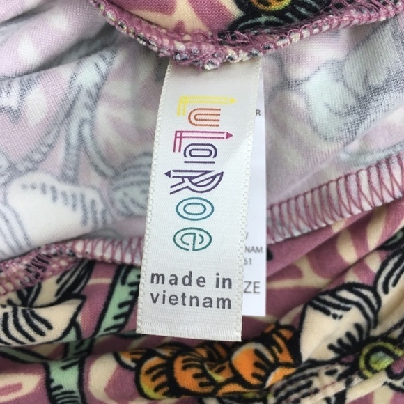 LULAROE Leggings OS One Size Floral Flowers Berries Mauve Green Yellow Cream - Picture 6 of 11